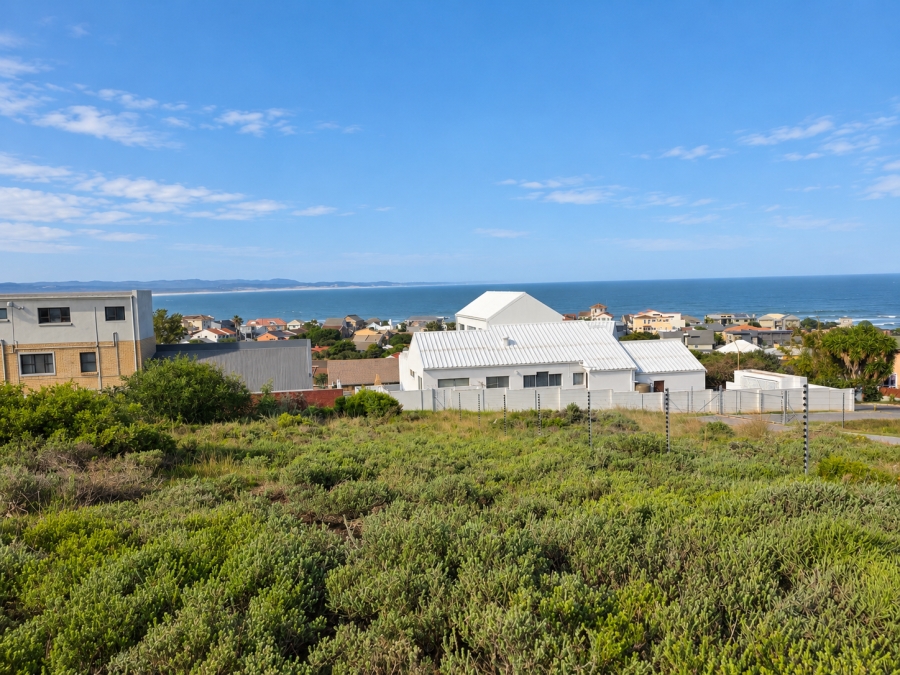 0 Bedroom Property for Sale in Wavecrest Eastern Cape